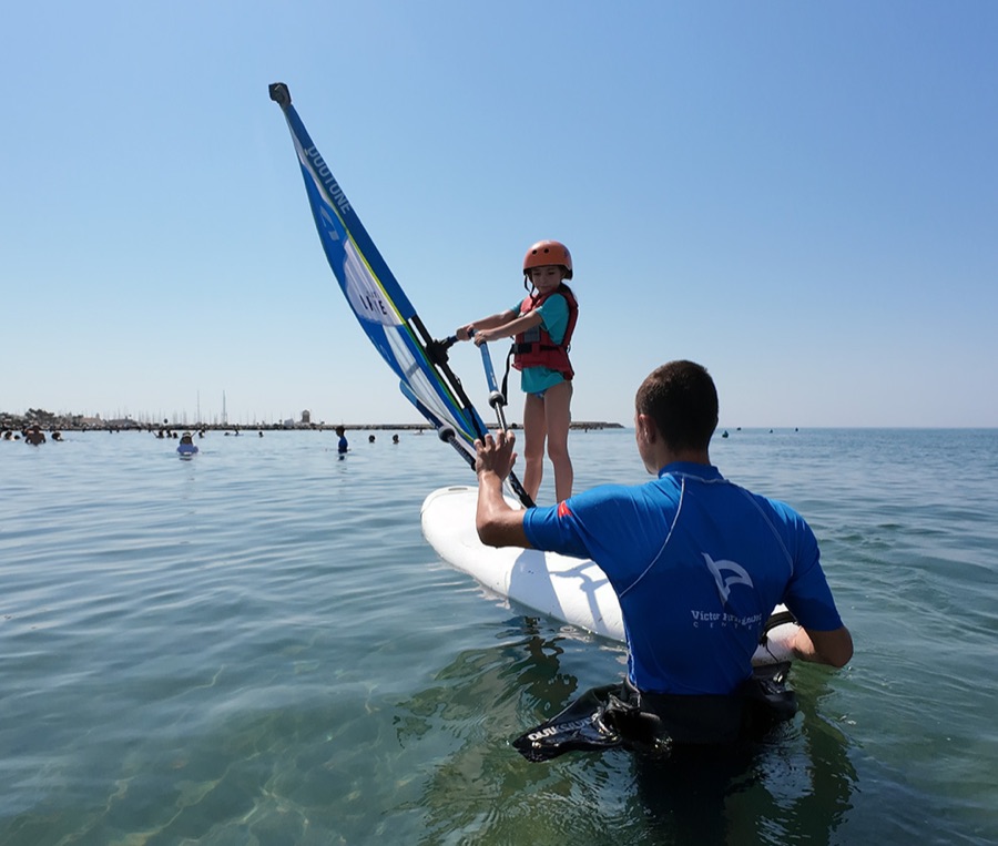 Aprendiendo windsurf en Almerimar