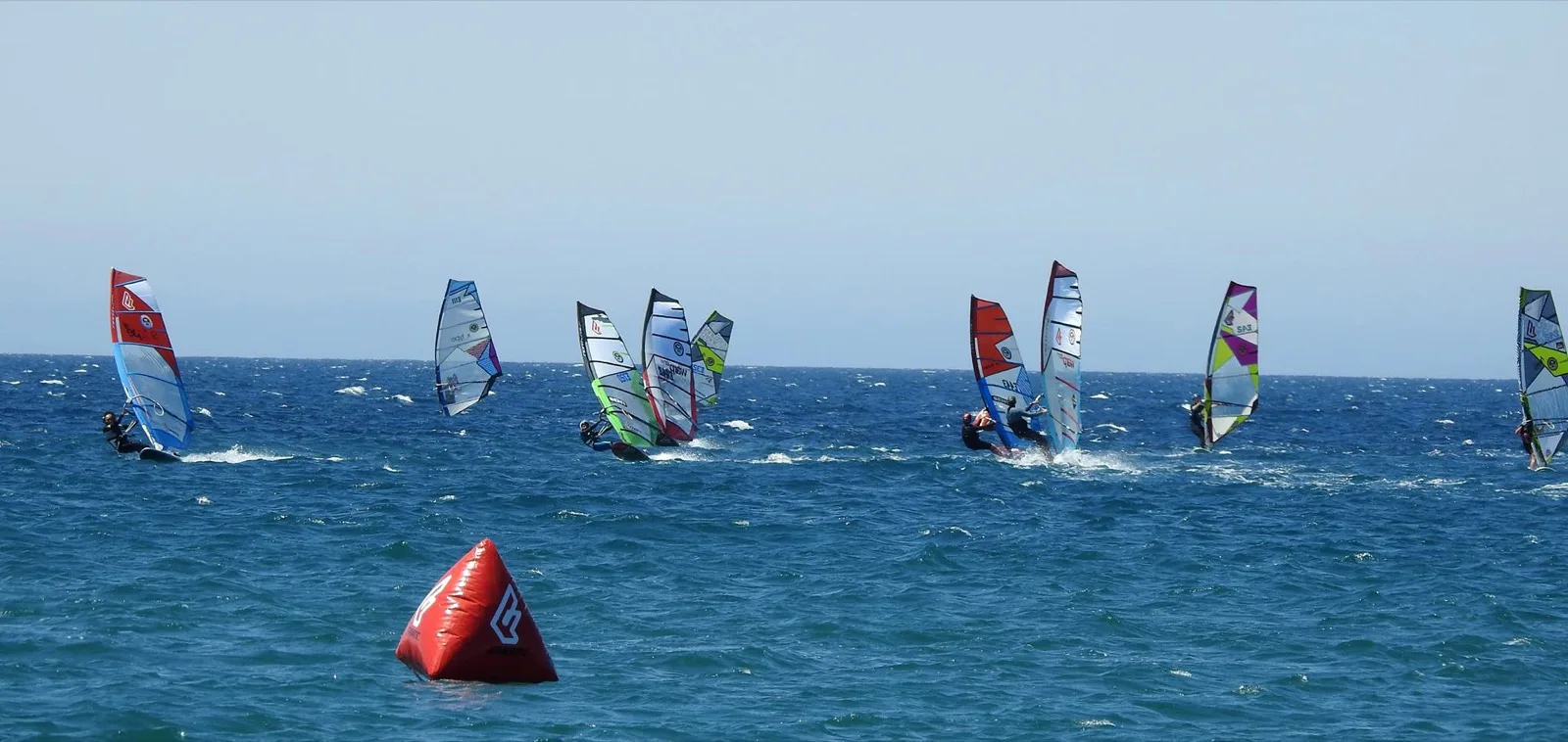 Víctor Fernández acogerá en su centro deportivo, el campeonato de España Fundboard y el mundial junior PWA · foto 1 de 1