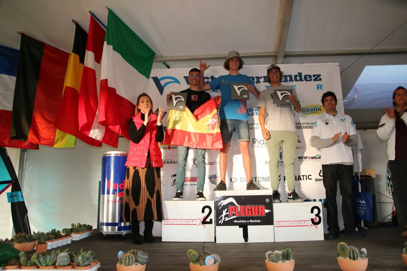 Las jóvenes promesas del windsurf compiten en el Víctor Fernández PWA Youth World Cup Almerimar 2020 · foto 2 de 8