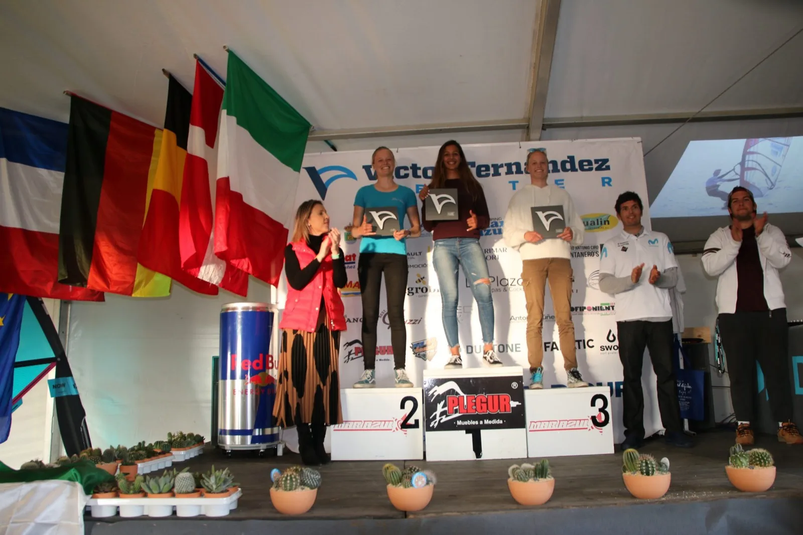 Las jóvenes promesas del windsurf compiten en el Víctor Fernández PWA Youth World Cup Almerimar 2020 · foto 3 de 8