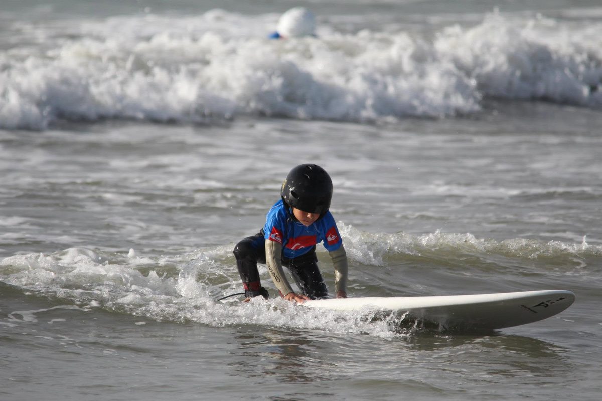 Surf en el Club de Playa de Almerimar