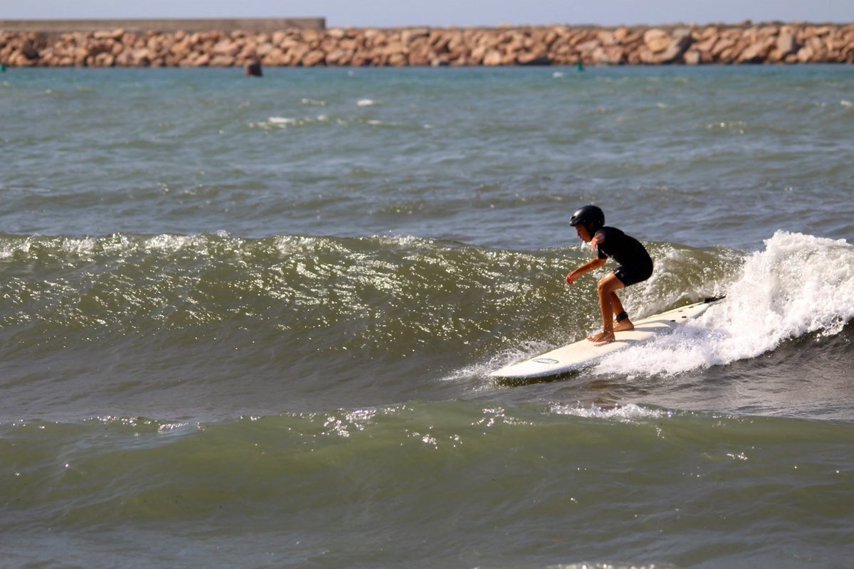Surf en el Club de Playa de Almerimar