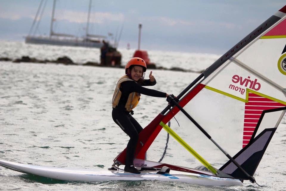 Windsurf en el Club de Playa de Almerimar