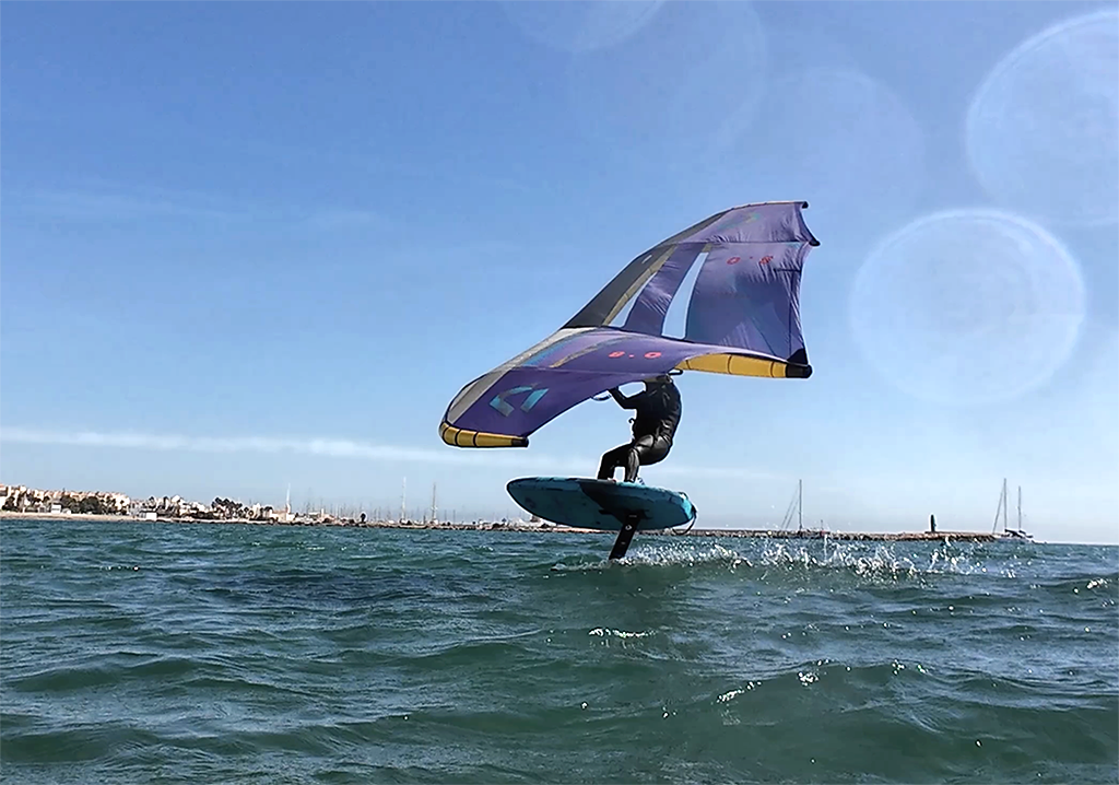 Wing foil con levante en Almerimar